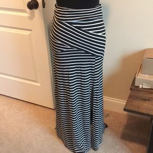 Stripped maxi
